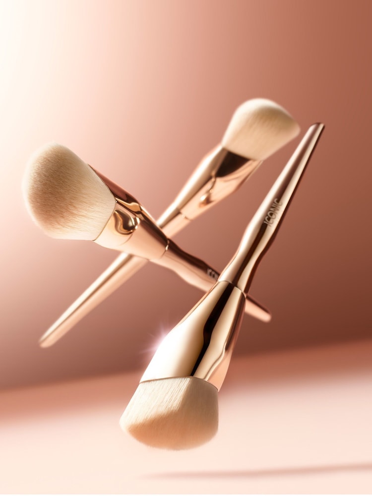 ICONIC London Complexion Brush - Image 2 of 4