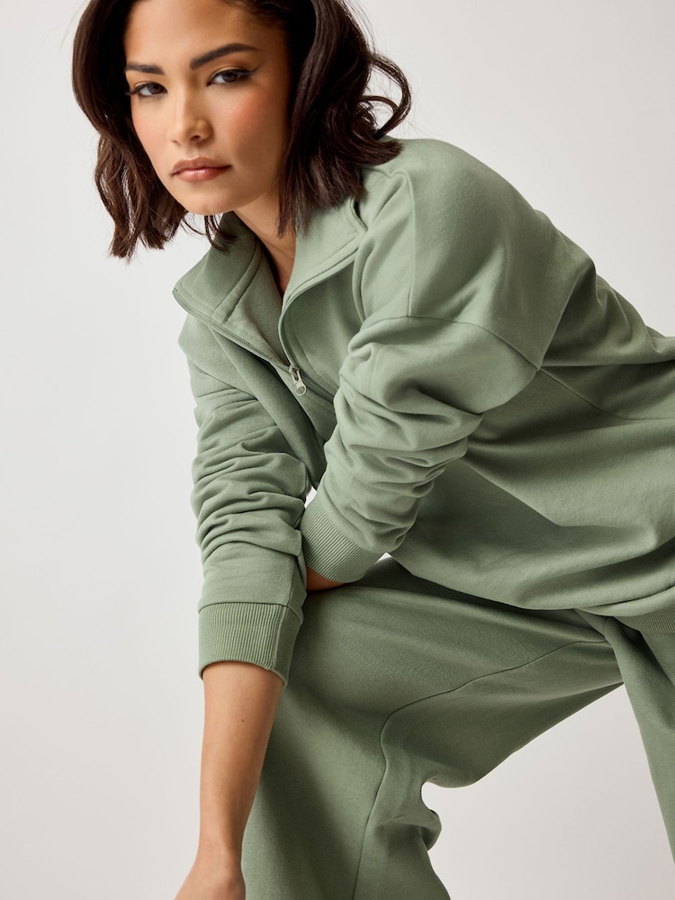 PixieGirl Petite Green Patch Pocket Wide Leg Joggers - Image 3 of 4