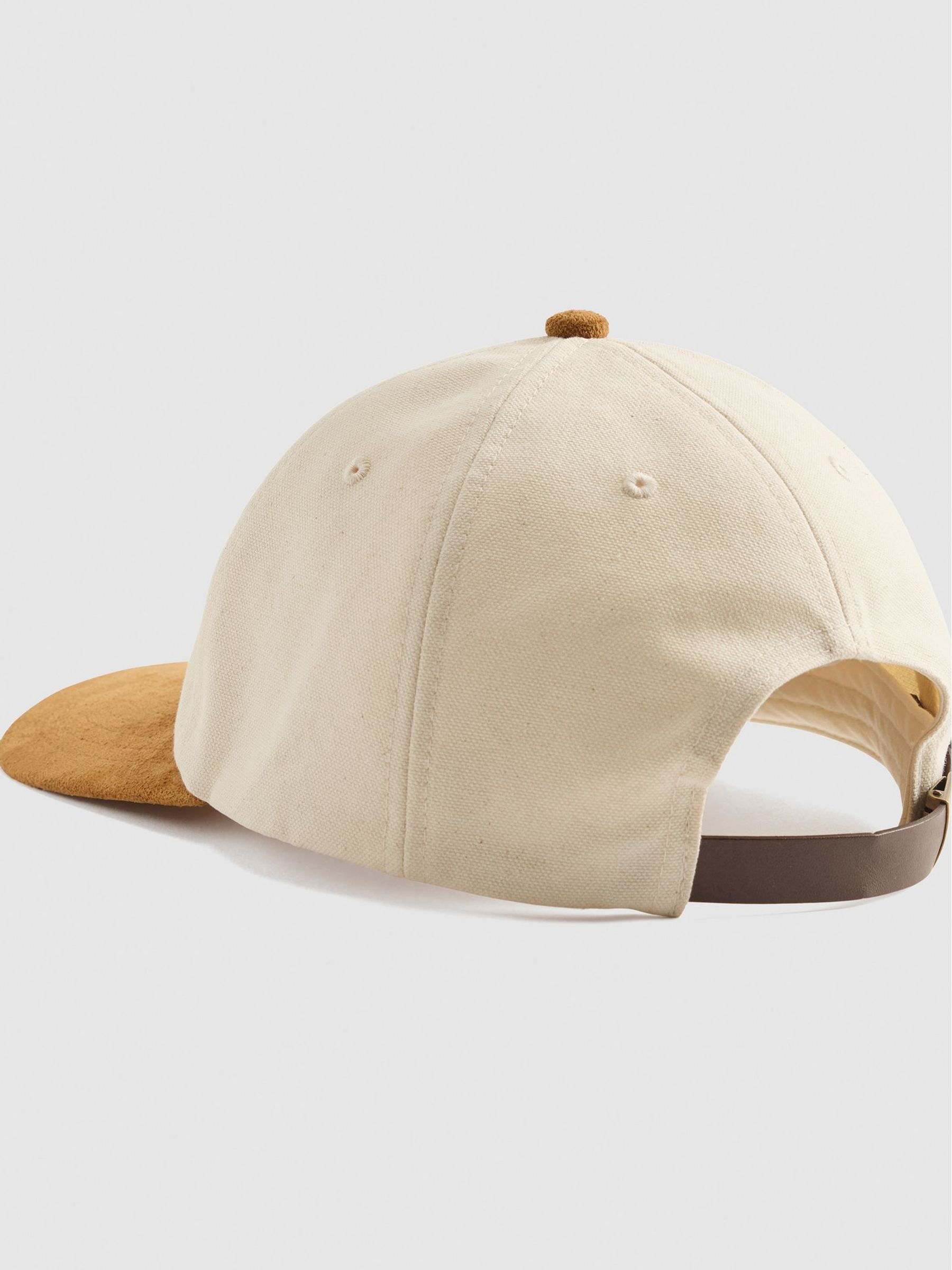 Buy Levi's® Brown/Cream Graphic Relaxed Dad Heritage Cap from Next
