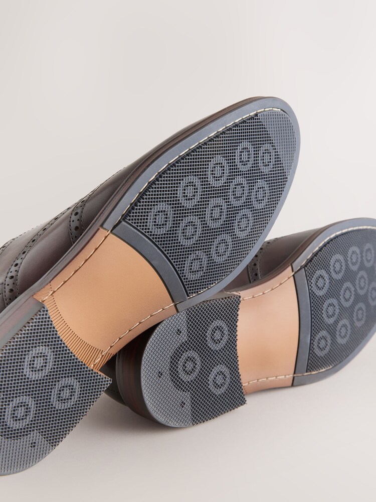 Brown Oxford Wingcap Shoes - Image 6 of 6