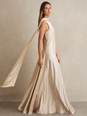 Цвет шампанского - Платье-макси Reiss Fae Satin Cape - Image 1 of 7