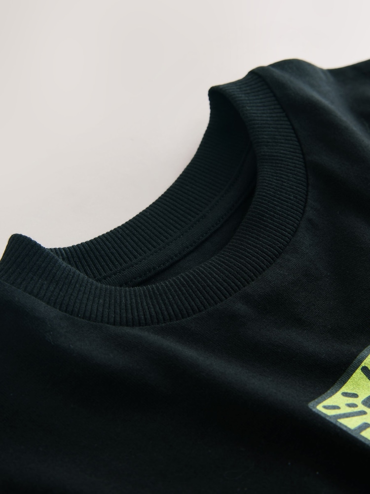 Black Jaws Short Sleeve T-Shirt (3-16yrs) - Image 4 of 4