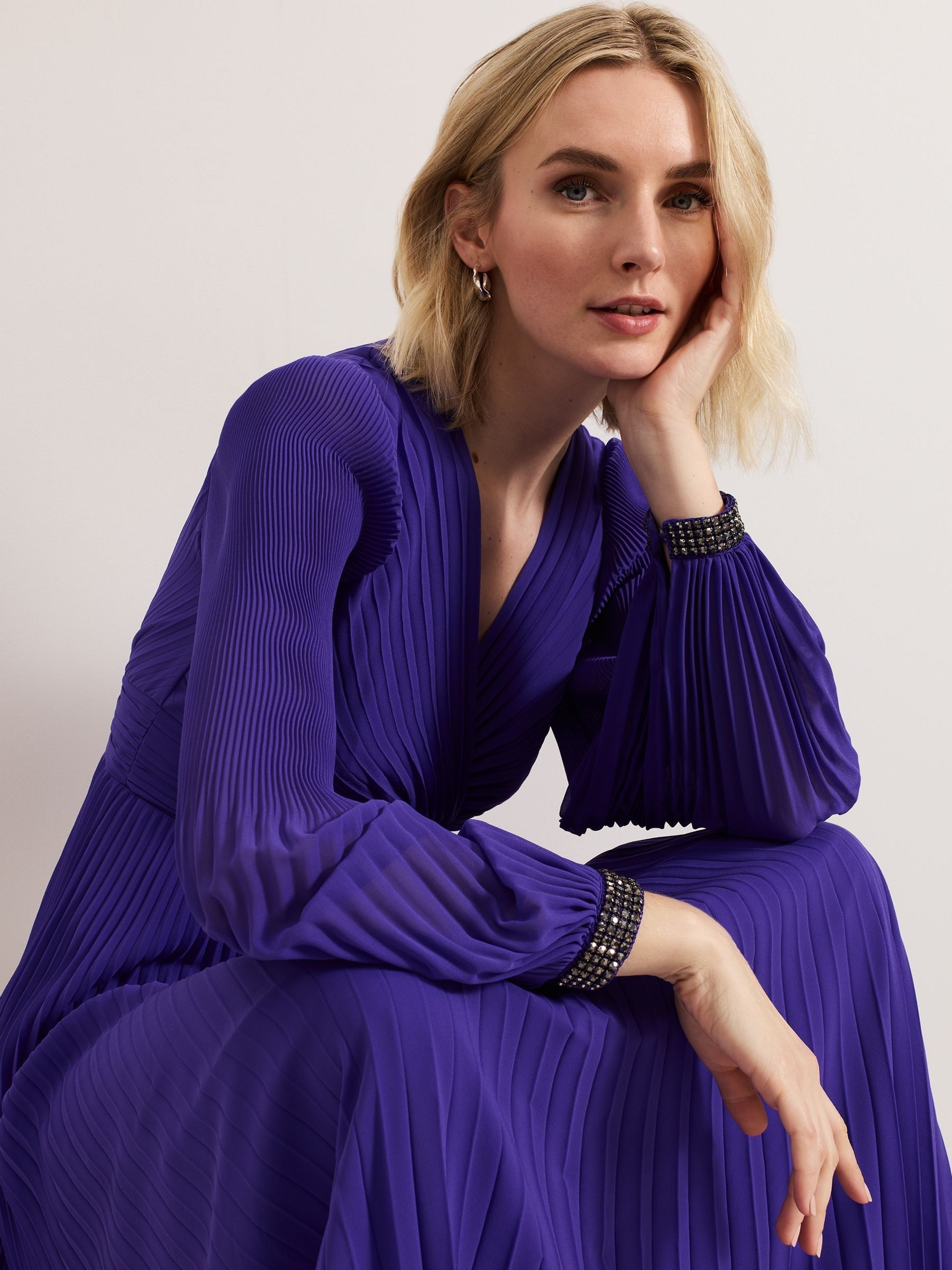 【関税込】PhaseEight ワンピース☆Purple ie Beaded Dress Buy Phase Eight Purple Vila Beaded Dress from the Next UK