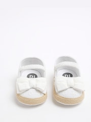 River Island Cream Baby Girls Bow Sandals - Image 1 of 5