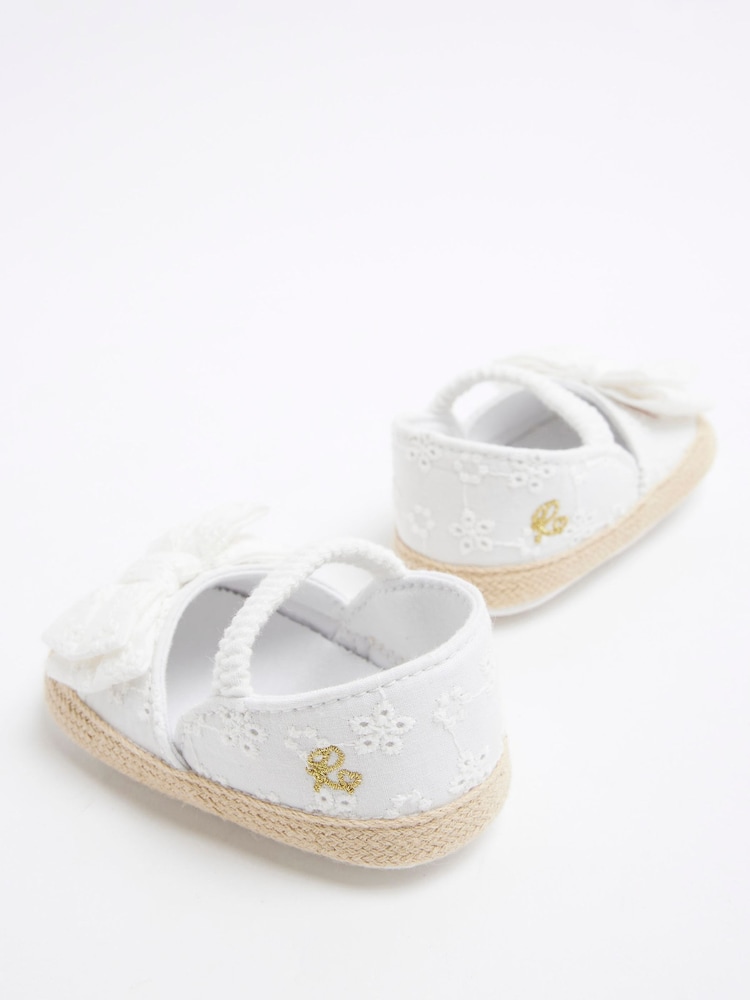 River Island Cream Baby Girls Bow Sandals - Image 3 of 5
