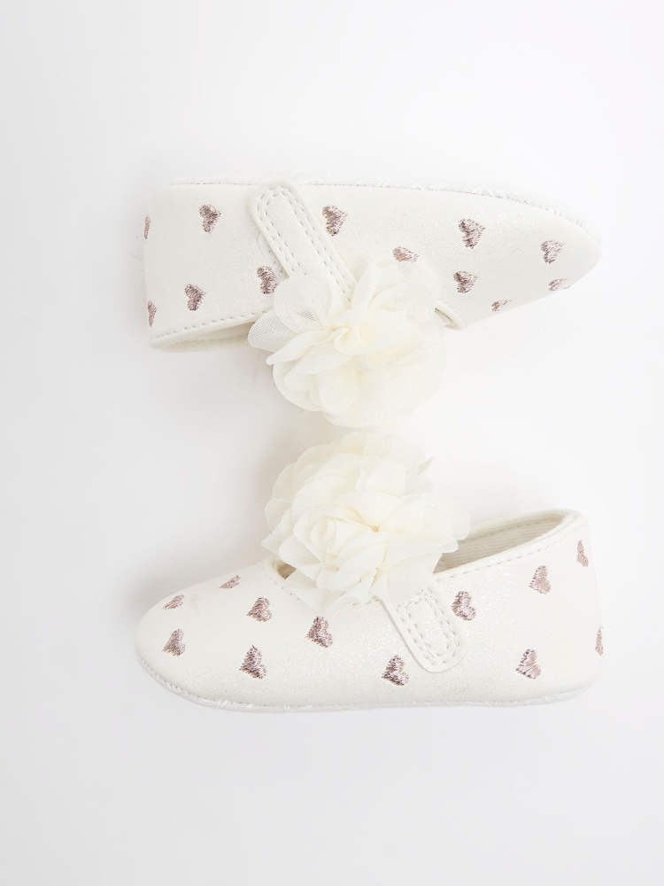 River Island Cream Baby Girls Ruched Ballet Pumps - Image 5 of 5