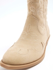 River Island Beige Girls Suede Western Boots - Image 4 of 6