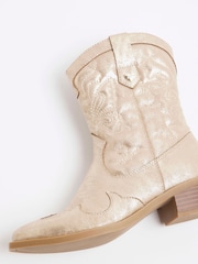 River Island Gold Girls Suede Western Boots - Image 4 of 5