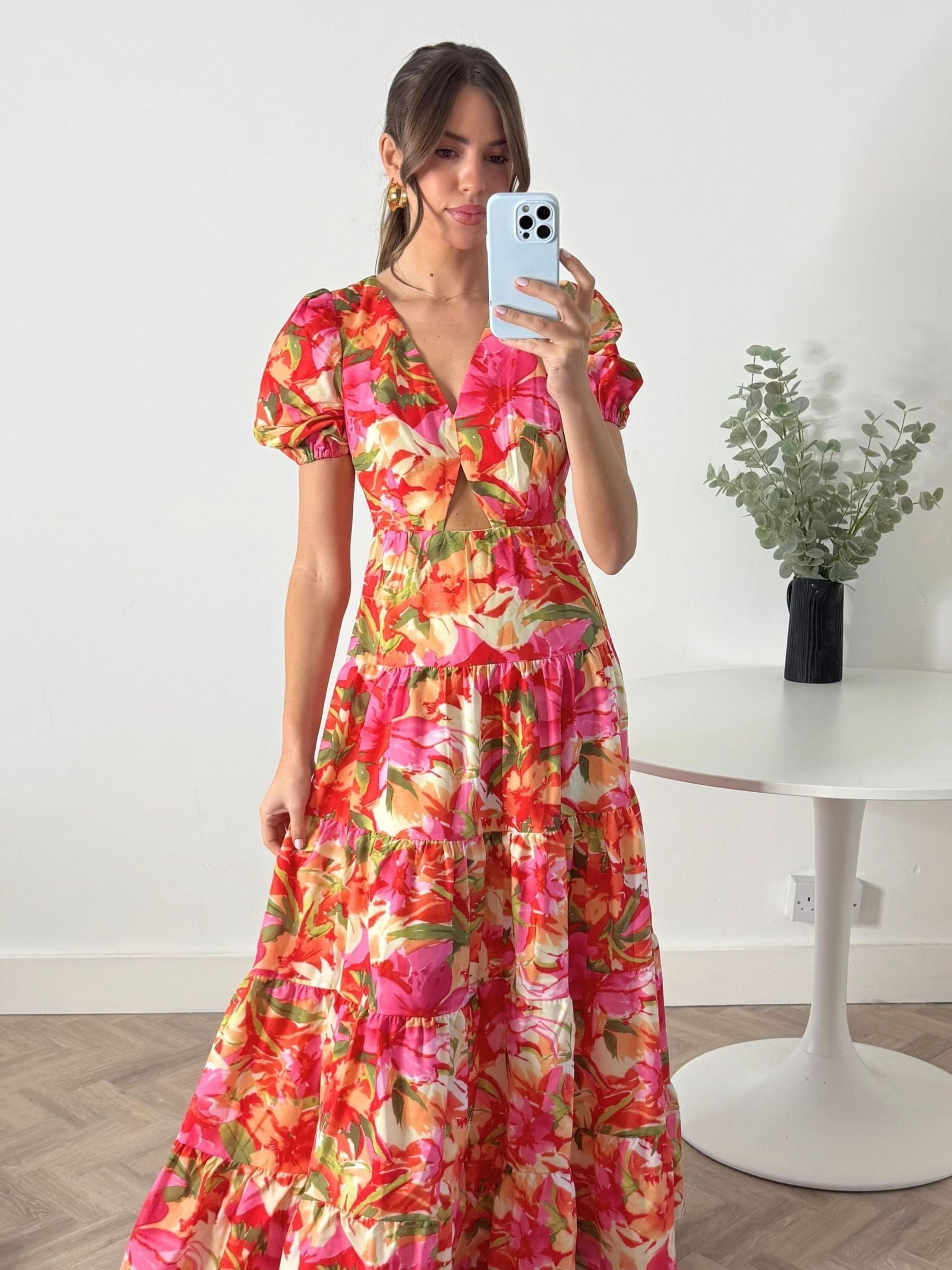  2024年おすすめのアイテム満載 Buy Style Cheat Red Tiered Floral Maxi Zoe Puff Sleeve Dress One Piece