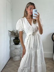 Style Cheat White Wrap Front Belted Broderie Claudia Midi Dress - Image 3 of 4
