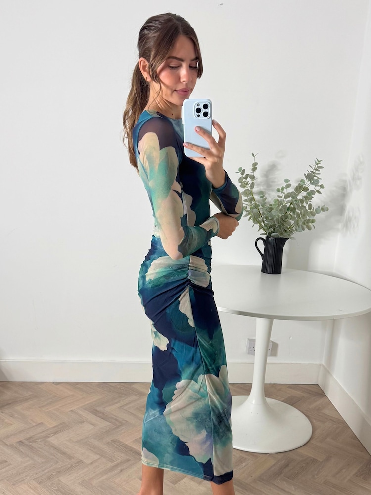 Azul - Style Cheat Large Scale Floral Maeva Mesh Maxi Dress - Imagen 2 de 4 Azul - Style Cheat Large Scale Floral Maeva Mesh Maxi Dress - Imagen 2 de 4