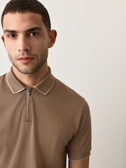 Marrón - Polo de manga corta con ribete de corte estándar - Imagen 1 de 7