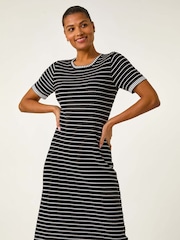 Vestido de malha com estampa de listras romanas - Imagem 4 de 5