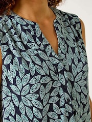Roman Blue Textured Leaf Print Stretch Top - Image 5 of 5