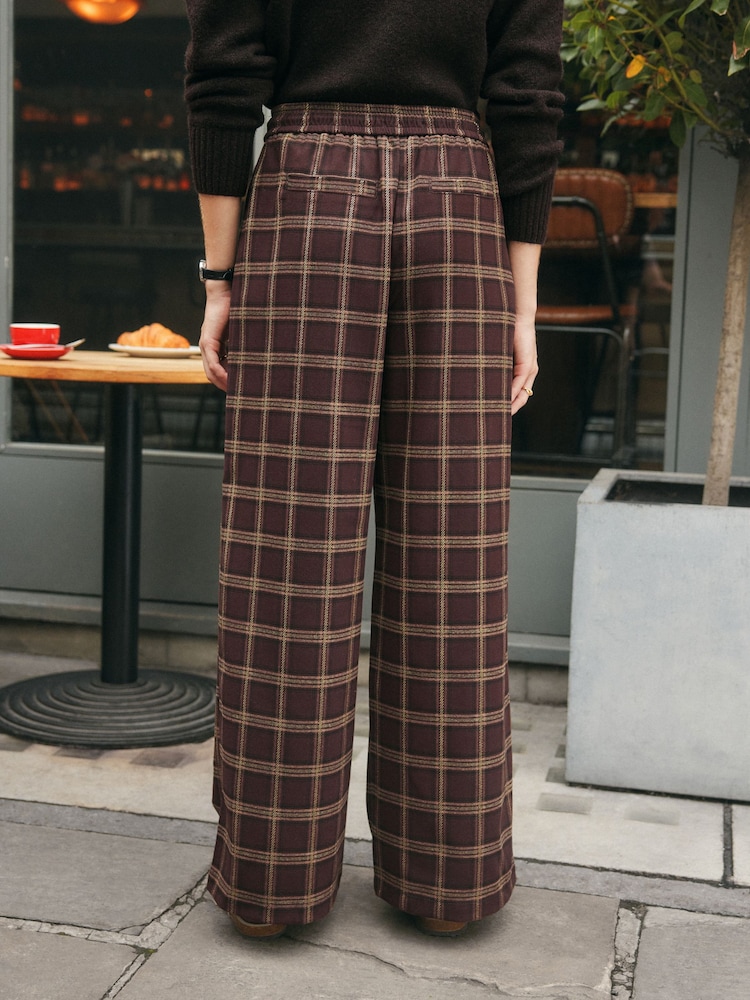 Brown Pull On Wide leg Check Trousers - Image 2 of 7 Brown Pull On Wide leg Check Trousers - Image 2 of 7