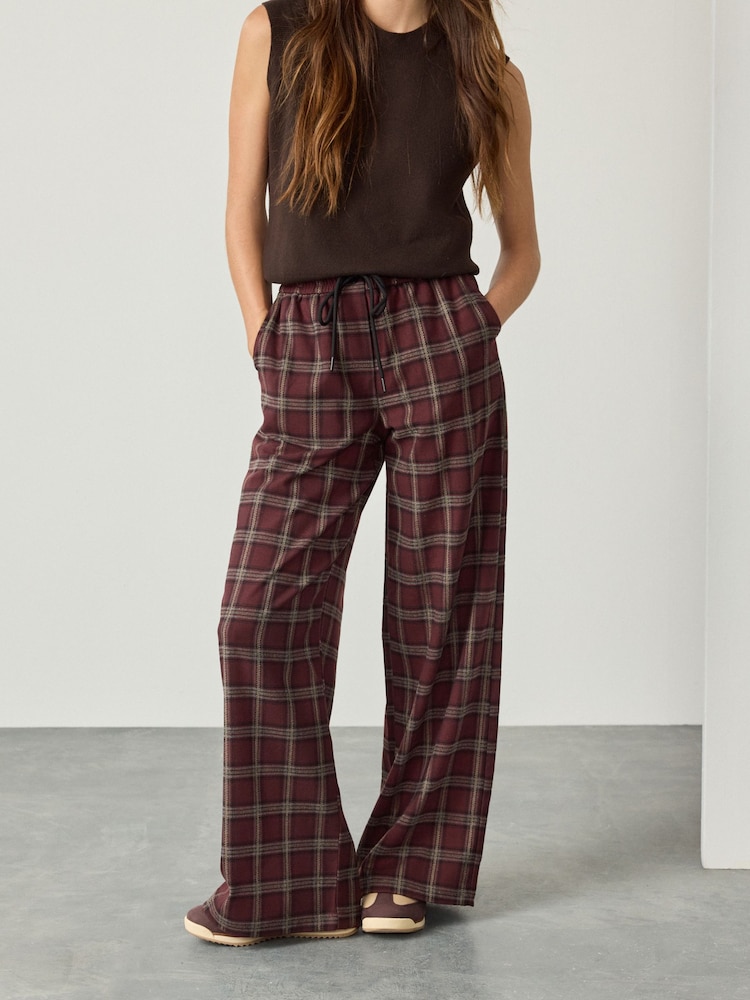 Burgundy Red Pull On Wide leg Check Trousers - Image 3 of 3 Burgundy Red Pull On Wide leg Check Trousers - Image 3 of 3