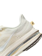 Nike Cream Pegasus Premium Road Running Trainers - Image 9 of 11