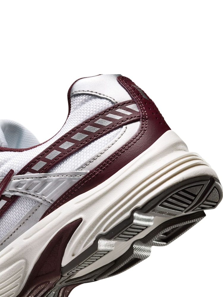 Nike White Initiator Womens Shoes - Image 10 of 10