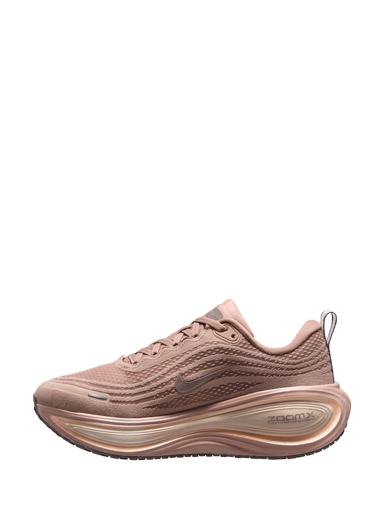 Nike Particle Pink Vomero Plus Road Running Trainers - Image 2 of 4 Nike Particle Pink Vomero Plus Road Running Trainers - Image 2 of 4