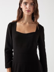 LK Bennett Black Altyn Crepe Shaped Seam Fitted Crepe Dress - Image 4 of 4