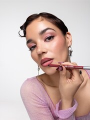 Urban Decay 24/7 Glide On Lip Pencil - Image 4 of 5