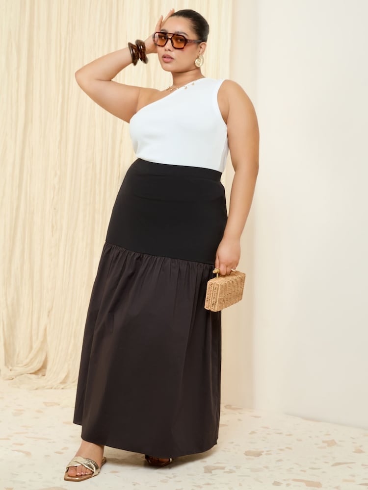 Friends Like These Black Curve Dropped Waist Maxi Skirt - Image 2 of 4