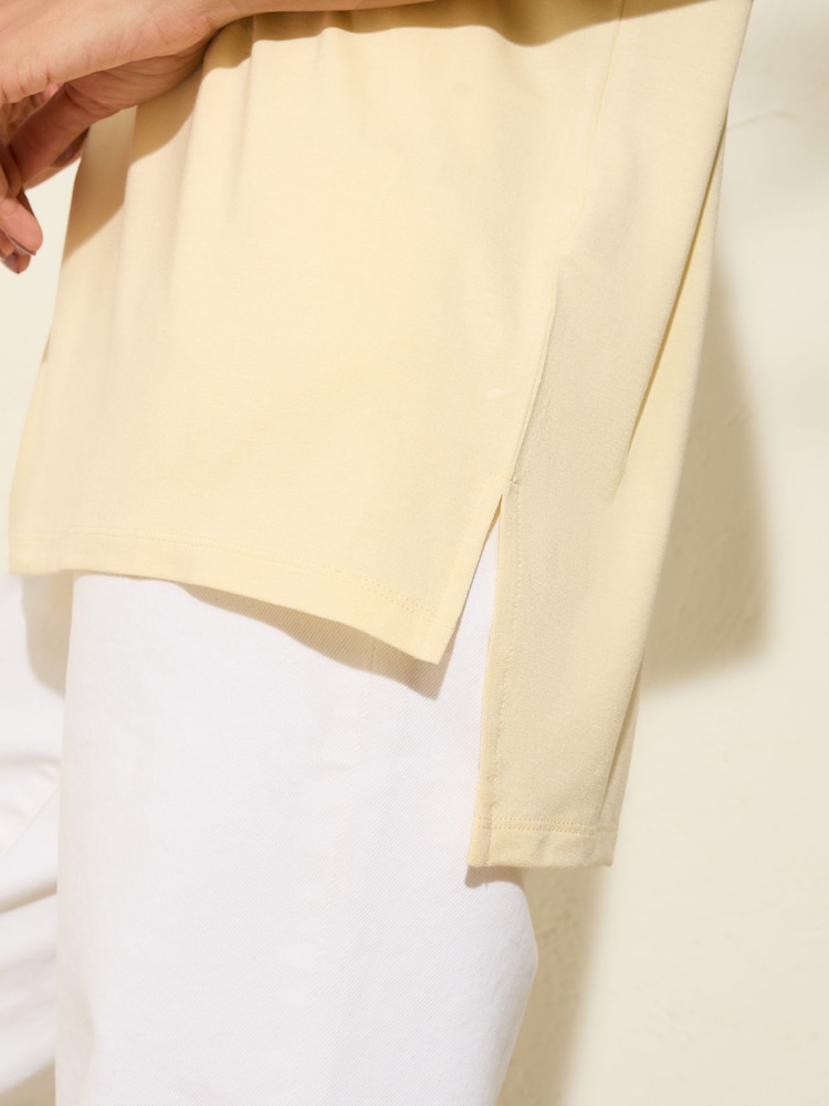 Friends Like These Buttermilk Yellow Short Sleeve Satin Trim Tunic - Image 2 of 4