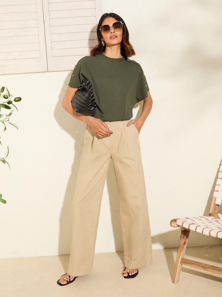 Caqui - Friends Like These Button Detail Short Sleeve Tunic - Imagem 2 de 4