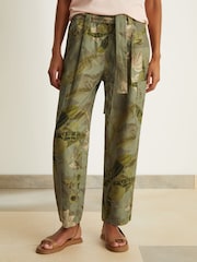 Reiss Khaki Delia Reiss | NYBG Linen Floral Tapered Trousers - Image 3 of 6