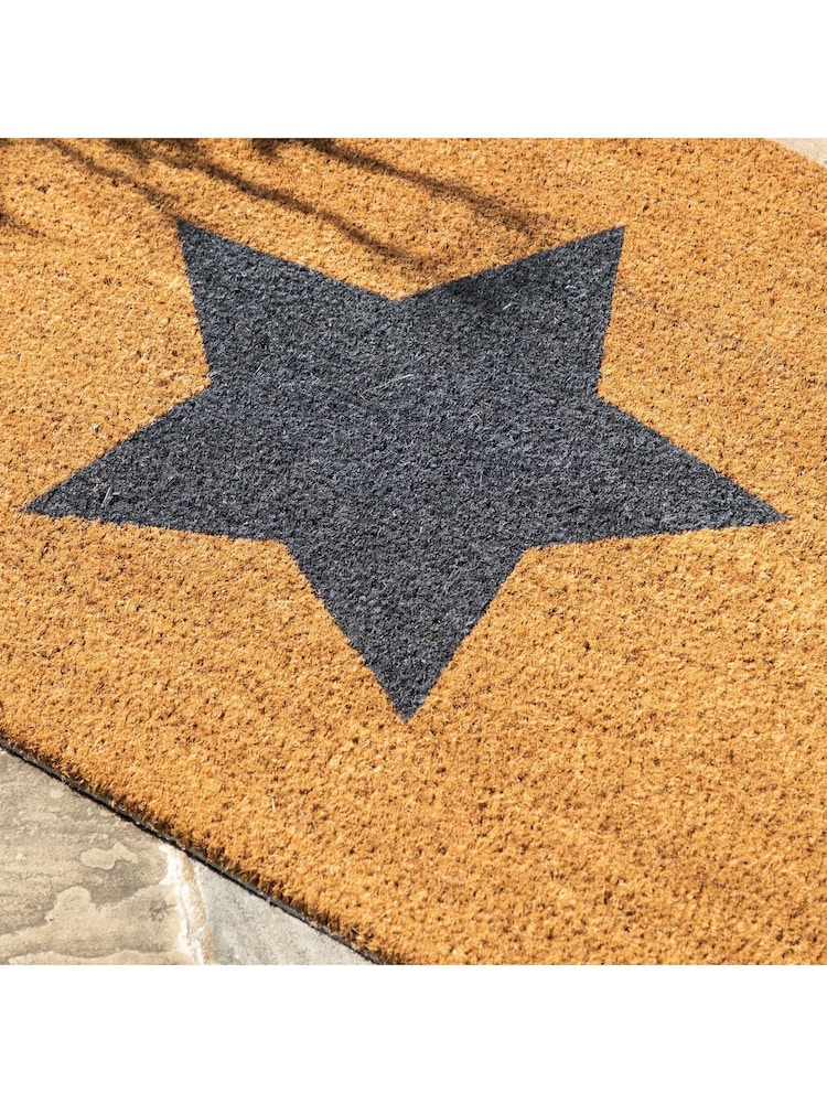 Gallery Home Natural Jumbo Star Coir Doormat - Image 2 of 5 Gallery Home Natural Jumbo Star Coir Doormat - Image 2 of 5