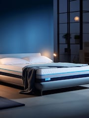 Simba Hybrid® Ultra White Mattress - Image 1 of 6