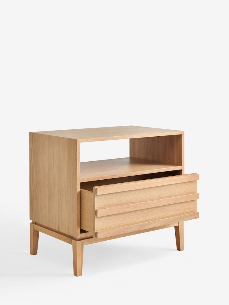 Jasper Conran London Oak Belgrave Wide Bedside Table - Image 2 of 4