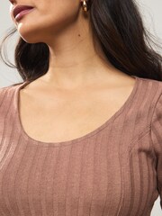 Chocolate marrom - Mini Ribbed Long Sleeve Scoop Neck Dress - Imagem 3 de 6