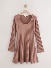 Chocolate marrom - Mini Ribbed Long Sleeve Scoop Neck Dress - Imagem 4 de 6