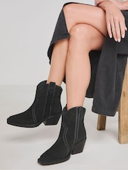 Simply Be Braided Western Boots In Wide Fit - Image 2 of 5