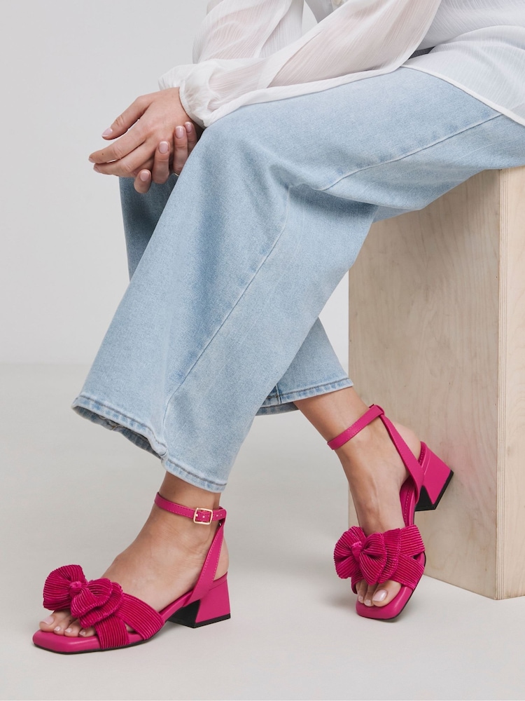 Simply Be Pink Double Bow Low Block Heels In Wide Fit - Image 2 of 4
