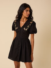 Vestido mini Betty bordado Nobodys Child - Imagem 1 de 6
