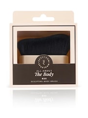 Spectrum Collections All About The B25 Body Brush - Image 4 of 5