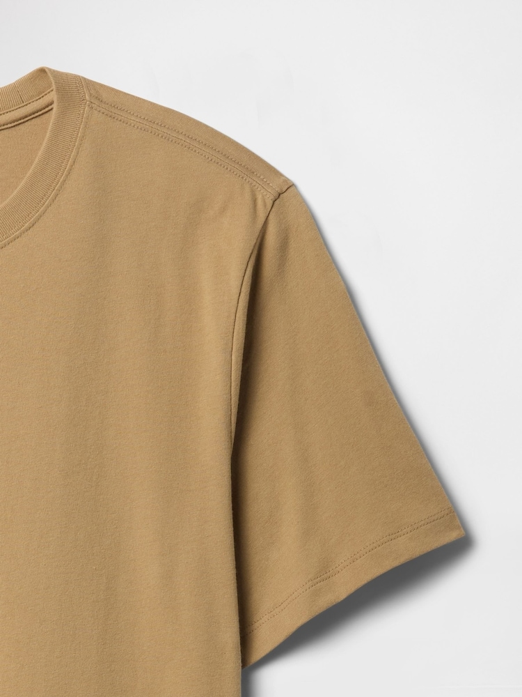 Gap Beige Everyday 100% Cotton Crew Neck T-Shirt - Image 5 of 5 Gap Beige Everyday 100% Cotton Crew Neck T-Shirt - Image 5 of 5