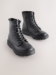 Schwarz - Knöchelhohe Stiefel mit warmem Futter und Schnürung - Bild 2 von 5