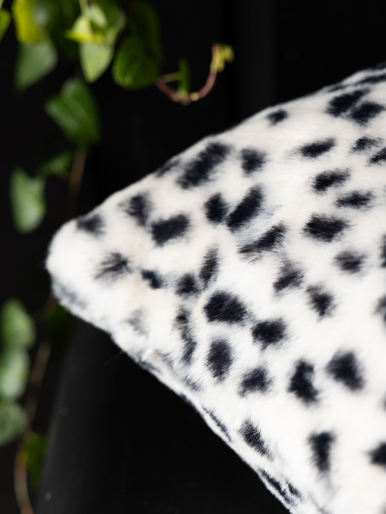 Rockett St George Snow Leopard Faux Fur Cushion - Image 3 of 3