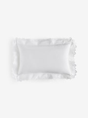 Nina Campbell Шут гребінець Spot 200 Thread Count Cotton подушка - Image 3 of 4