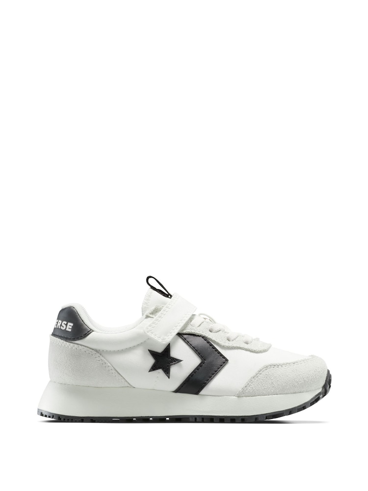 Converse White Omega Kid Easy On Trainers - Image 1 of 8 Converse White Omega Kid Easy On Trainers - Image 1 of 8