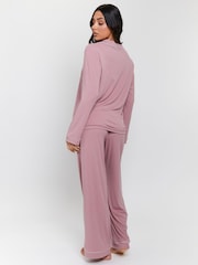 وردي - Loungeable Rib Long Sleeve Traditional Shirt and Long Pyjamas - صورة 3 من 5