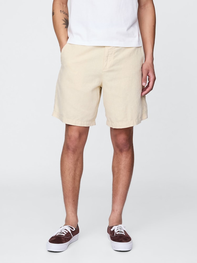 Beige - Gap Linen-Cotton 8 Inch Chino Shorts - Bild 1 von 9 Beige - Gap Linen-Cotton 8 Inch Chino Shorts - Bild 1 von 9