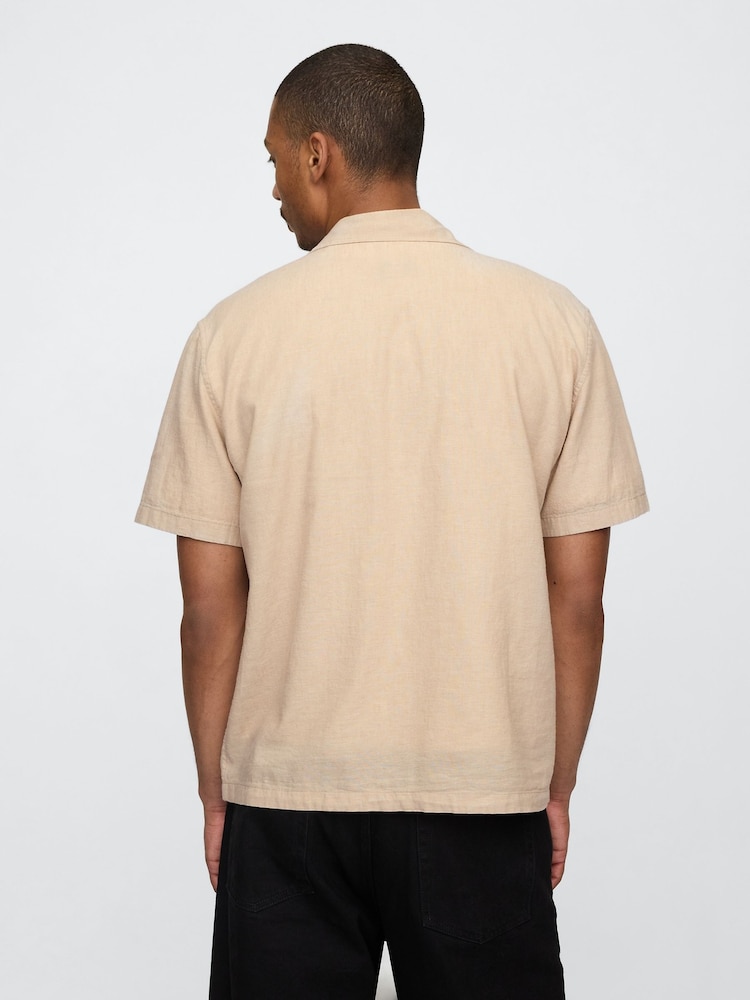 Gap Beige Linen-Cotton Short Sleeve Shirt - Image 2 of 5 Gap Beige Linen-Cotton Short Sleeve Shirt - Image 2 of 5