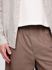 Коричневый - Шорты чинос из смеси хлопка и льна Gap 9"" - Изображение 5 из 5
