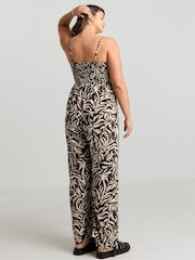Simply Be Bandeau Shirred Beach Jumpsuit - Imagen 2 de 4