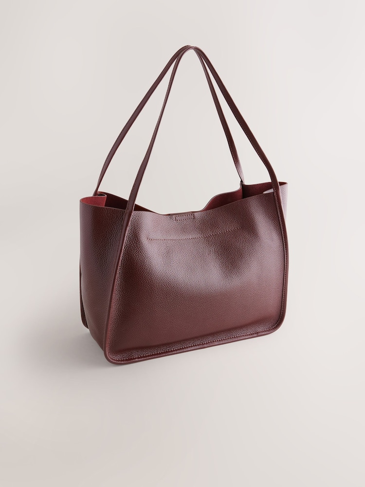 Berry Leather Hand Held Bag - Image 2 of 4
