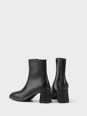 Vagabond Shoemakers Janine Black Leather Heeled Ankle Boots - Image 3 of 3